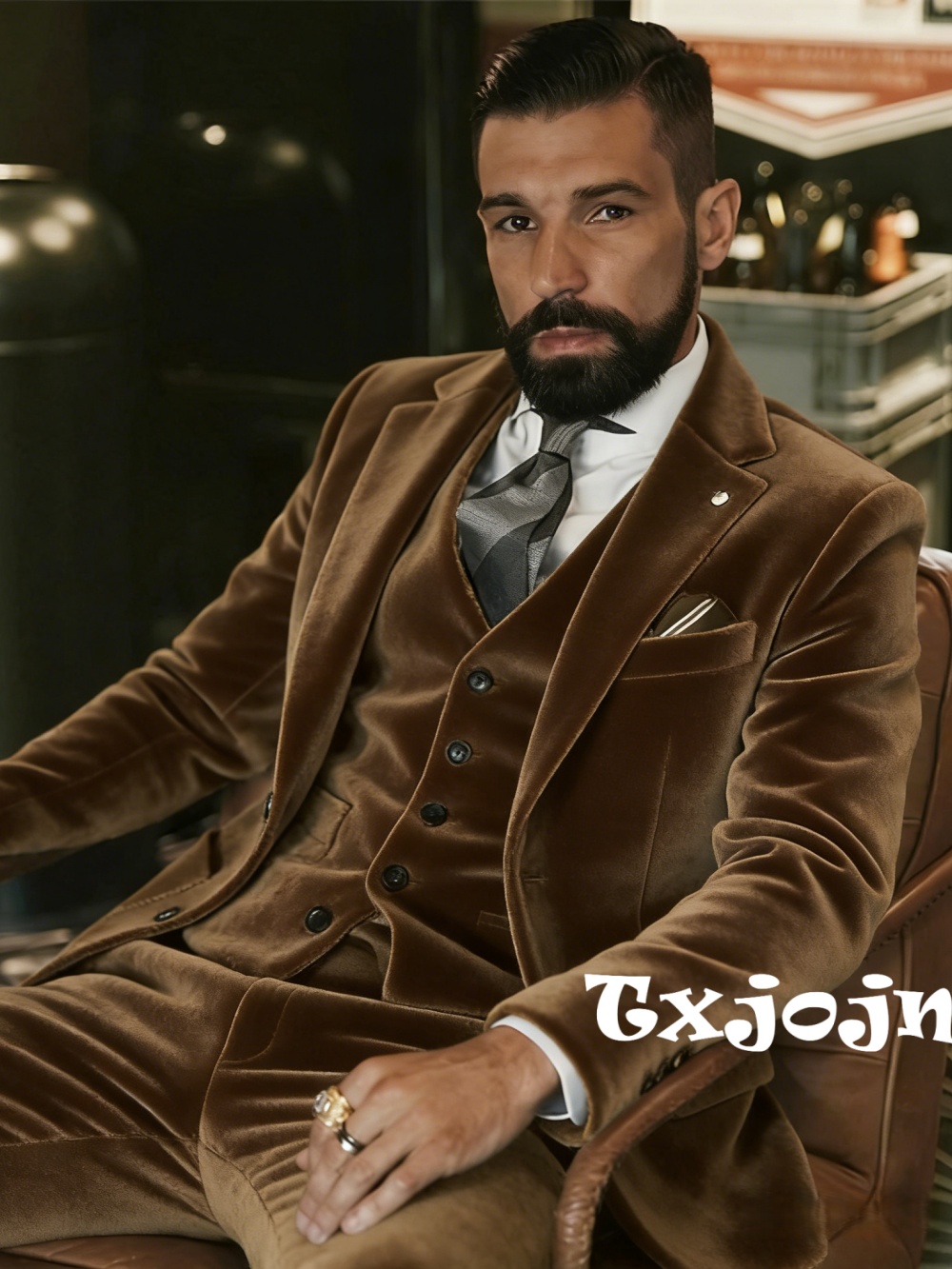 Men Formal Wear Outfits - بدلة رجالية مخملية من 3 قطع
