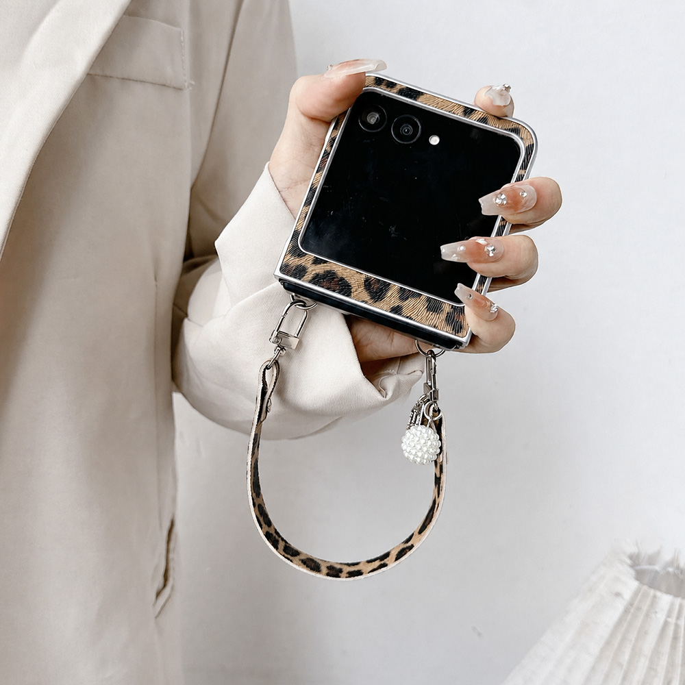 حافظة هاتف قابلة للطي بطبعة جل - مراجعة Mens Formal وسعره