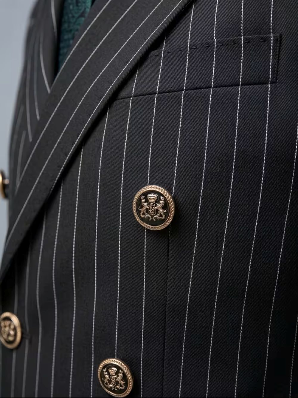   سترة رجالية سوداء مخططة بزري - مراجعة Formal Men Party Wear Jacket وسعره